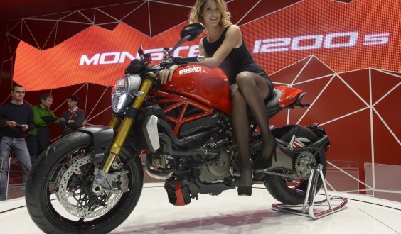 Il pubblico di EICMA 2013 elegge il nuovo Monster 1200 la moto piu’ bella del salone