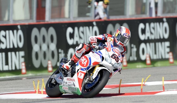 World Superbike Imola; Jonathan Rea (Honda) chiude il venerdì di prove con il miglior tempo